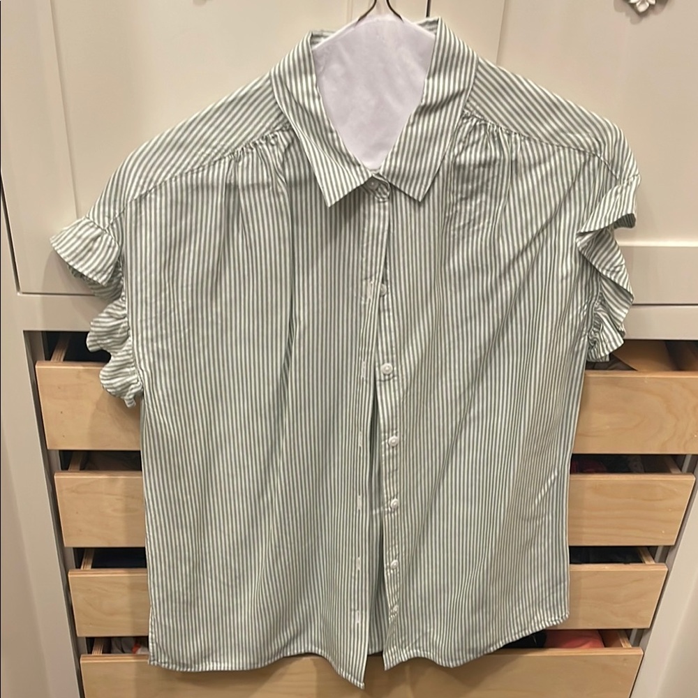 Green Striped Short Sleeve Blouse